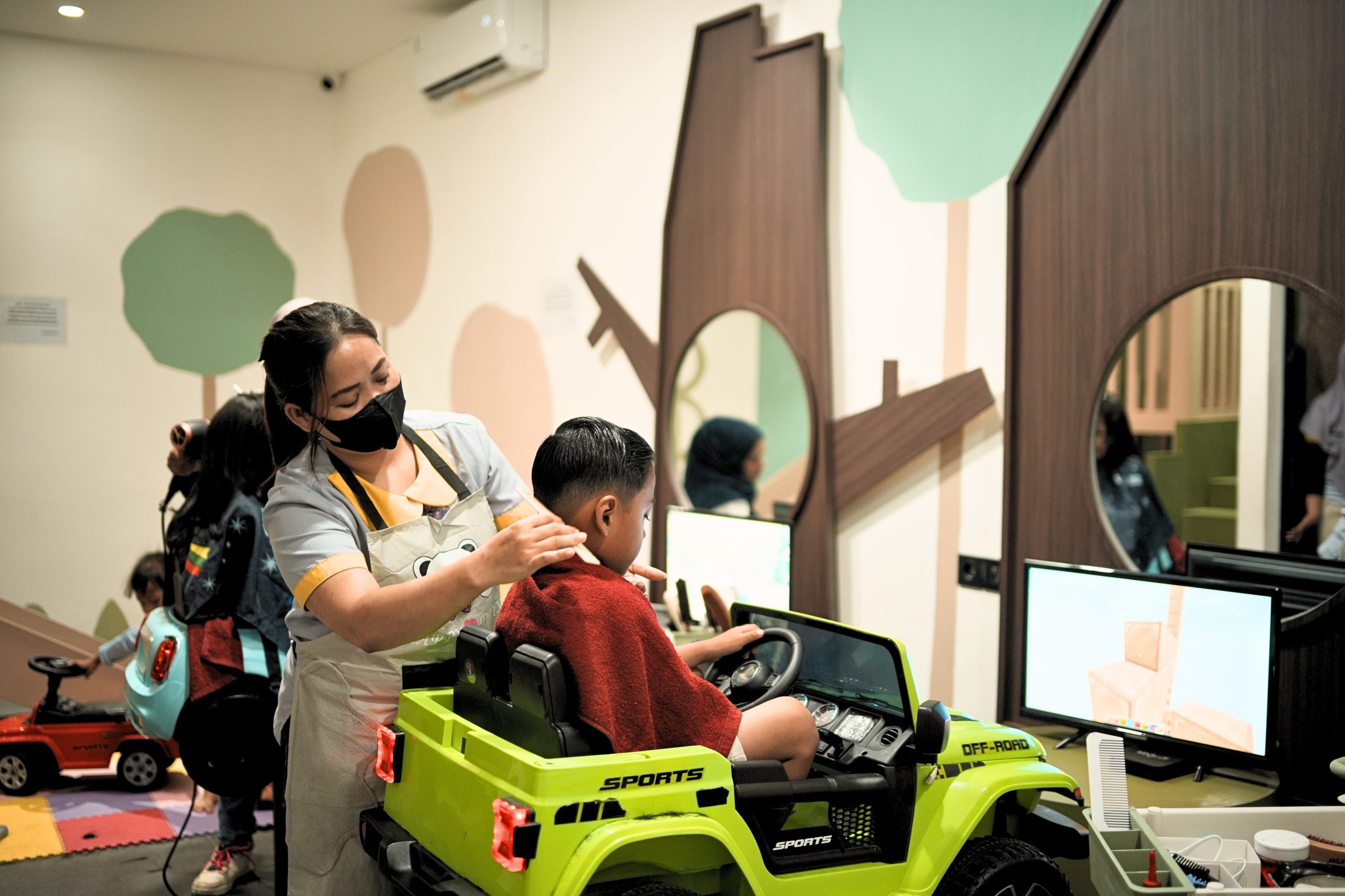 Barbertology+ Interior